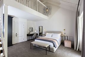Arambrook Boutique Hotel