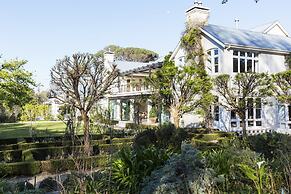 Arambrook Boutique Hotel