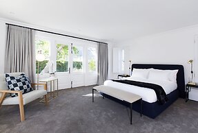 Arambrook Boutique Hotel