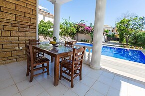 Villa Akinci