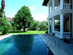 Villa Akinci