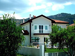 Villa Binurhan