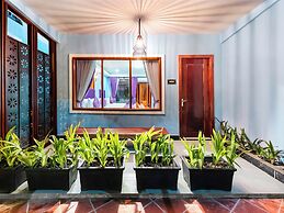 Cheata Residence