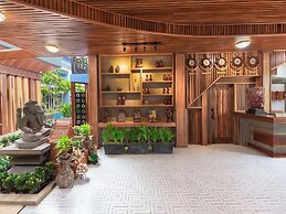 Cheata Residence