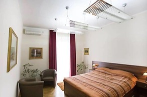 Apartment Modena