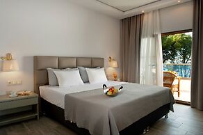 Possidi Holidays Resort & Suite Hotel
