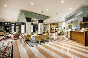 Possidi Holidays Resort & Suite Hotel