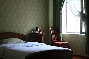 Life Hotel
