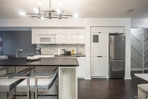 Elegant Downtown Apartments
