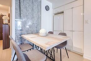 Elegant Downtown Apartments
