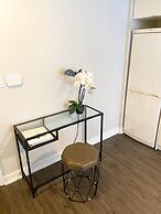 Elegant Downtown Apartments