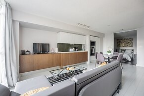 Elegant Downtown Apartments