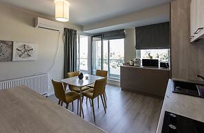 Ares Aparthotel