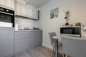Ares Aparthotel