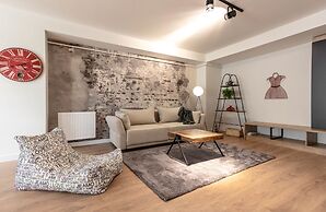 Ares Aparthotel