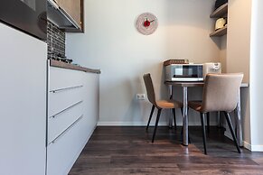 Ares Aparthotel