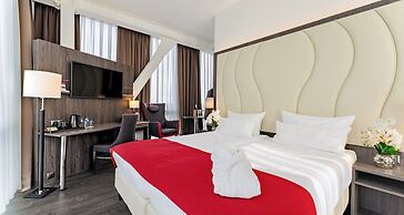 PLAZA Premium Almere