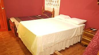 Hotel Los Troncos