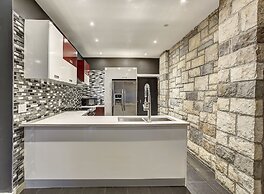 Destination Stays - LOFT HOUSE Quartier des Spectacles