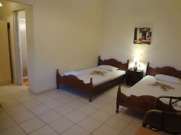 Nostos Apartments