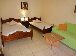 Nostos Apartments