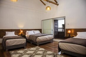 Hospedaje Casa de Fierro - Adults Only