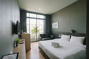 The Arbern Hostel x Bistro