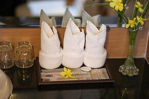 Baly Hotel
