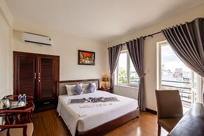 Baly Hotel