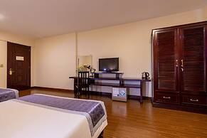 Baly Hotel