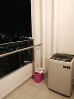 Mansion One 2 Bedroom Apartment