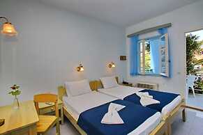 Dolphin Hotel