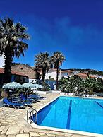 Dolphin Hotel