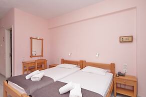 Dolphin Hotel