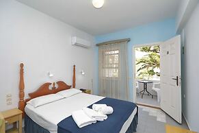 Dolphin Hotel