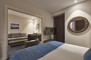M Suite Hotel