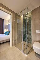 M Suite Hotel