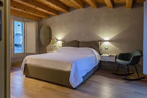 De Gregorio Suites