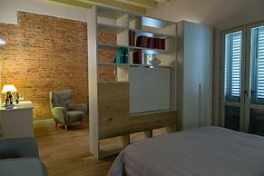 De Gregorio Suites