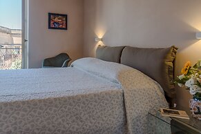 De Gregorio Suites