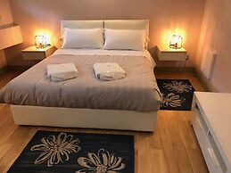 De Gregorio Suites
