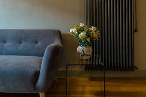 De Gregorio Suites