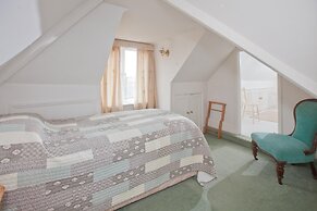 The Old House Guesthouse