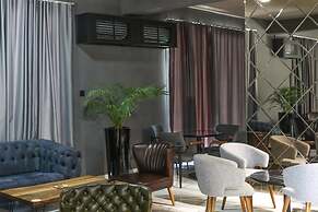 Sky Roof Hotel