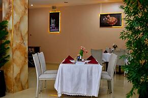 Luwa Evergreen Hotel