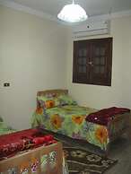 Three Bedroom Apartment With Pyramids View