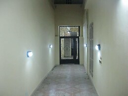 Three Bedroom Apartment With Pyramids View
