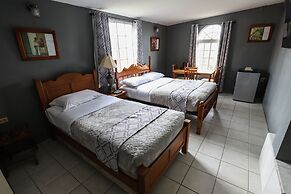 Airport Inn
