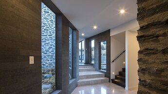 Luxury at Coronet