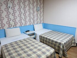 Reui Cheng Hotel